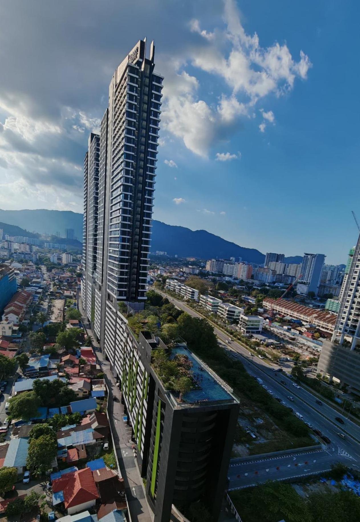 Urban Suites Two Or Three Bedroom Georgetown By Anc Jelutong Exterior foto